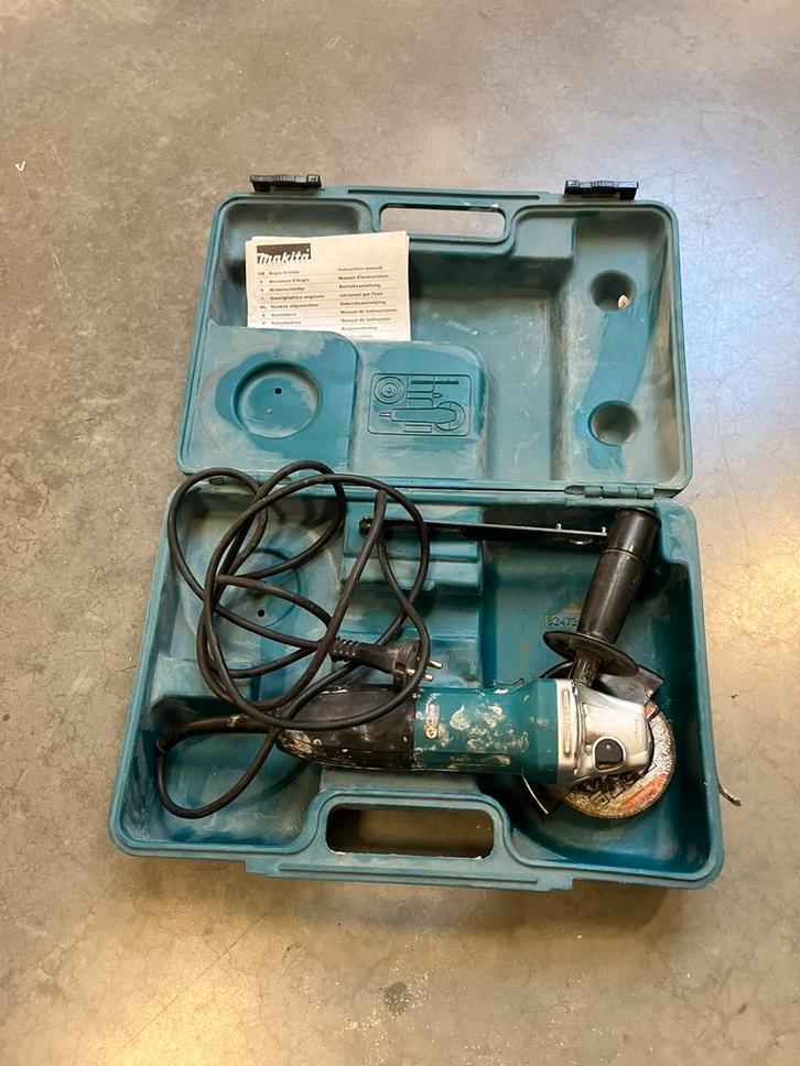 Makita haakse slijper, Doe-het-zelf en Bouw, Gereedschap | Slijpmachines, Zo goed als nieuw, Haakse handslijpmachine, 700 tot 1000 watt