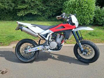 Husqvarna supermotord SM510r beschikbaar voor biedingen