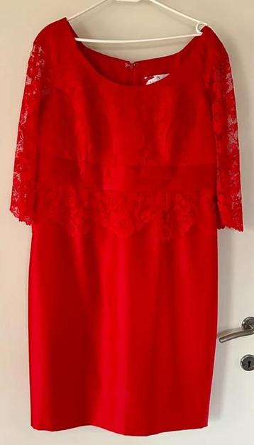 Suite kleding Sonia Penã beschikbaar voor biedingen