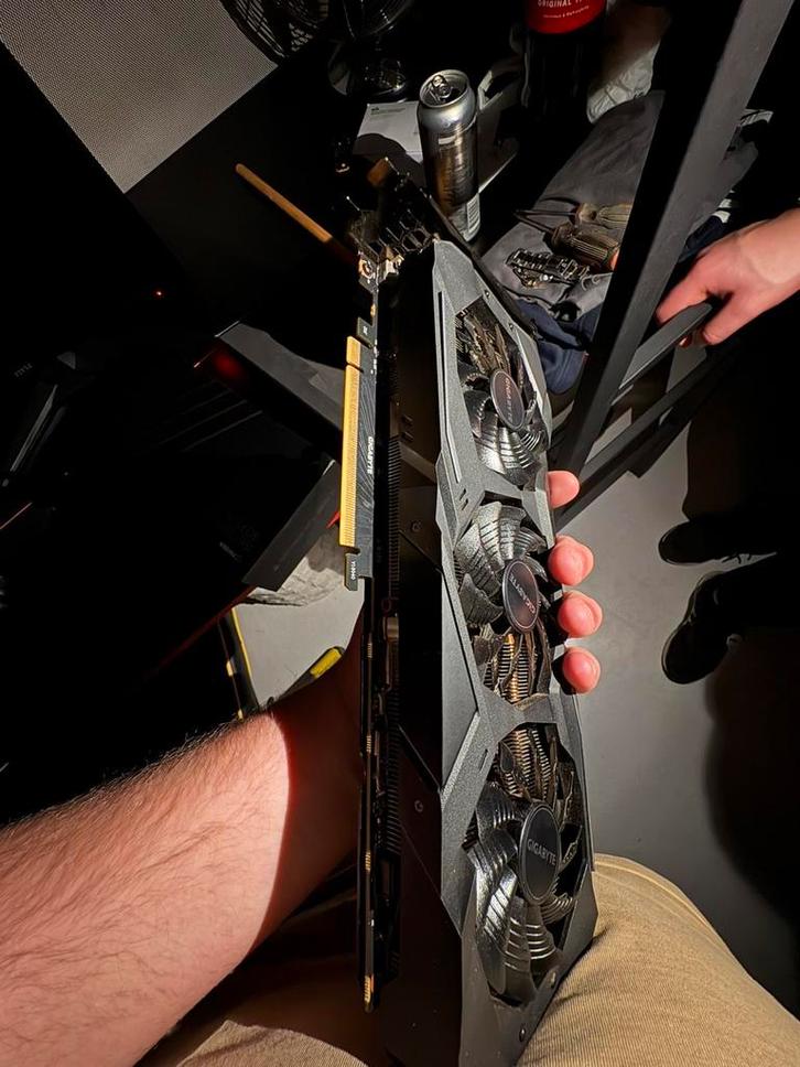 Gigabyte Rtx 2070 8Gb bonne etat, Informatique & Logiciels, Cartes vidéo, Comme neuf, Enlèvement