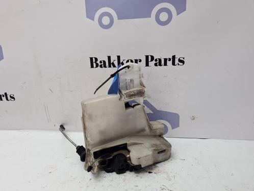 Deurslot Mechaniek 4Deurs rechts-voor van een Volkswagen Pol, Auto-onderdelen, Carrosserie, Volkswagen, Gebruikt, 3 maanden garantie