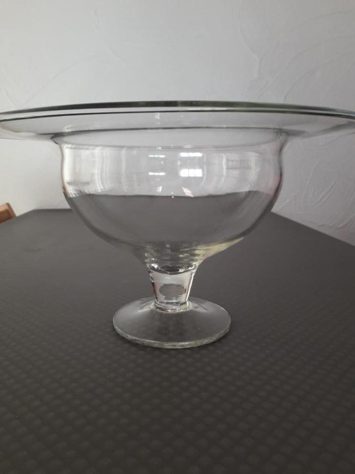 Glazen schaal, Huis en Inrichting, Woonaccessoires | Schalen en Manden, Gebruikt, Schaal, Rond, Glas, Ophalen of Verzenden