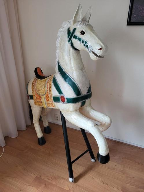 Houten paard van draaimolen, Collections, Statues & Figurines, Utilisé, Enlèvement