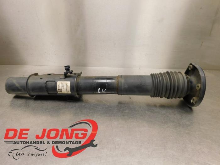 Schokdemperpoot links-voor van een Mercedes Sprinter, Auto-onderdelen, Ophanging en Onderstel, Mercedes-Benz, Gebruikt, 3 maanden garantie