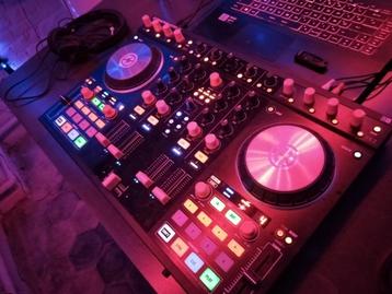 Traktor S4 MK2 + Capot + Logiciel Traktor Pro 3, Enlèvement ou Envoi, Comme neuf