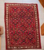 Oosters tapijt in rode tinten, Huis en Inrichting, 100 tot 150 cm, 100 tot 150 cm, Gebruikt, Rechthoekig