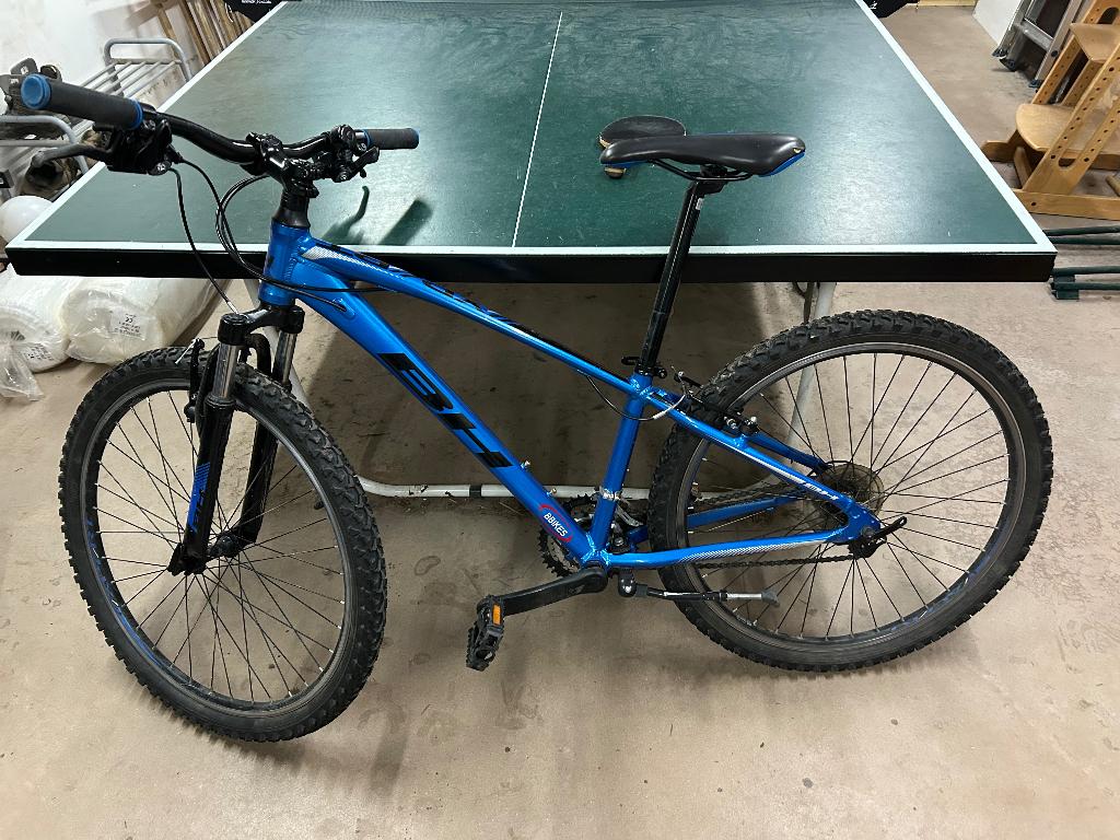 Vélo VTT 26 pouces bleu, Vélos & Vélomoteurs, Vélos | VTT & Mountainbikes, Utilisé, Hommes, Autres marques, 53 à 57 cm, VTT semi-rigide