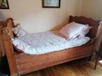 Antieke twijfelaar bed hout, Ophalen, Gebruikt, Matras
