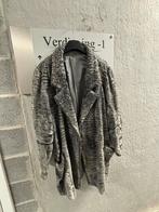 Astrakan grijs 42-44, Ophalen, Zo goed als nieuw, Grijs