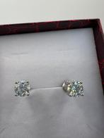 Boucles d’oreilles, Ophalen, Nieuw