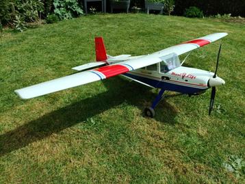 Avion remorqueur Maxi Lift polyvalent  beschikbaar voor biedingen