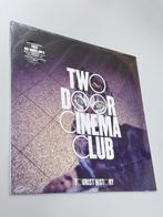 Two Door Cinema Club ‎- Tourist History SEALED - White Vinyl, Ophalen of Verzenden, Nieuw in verpakking, 12 inch