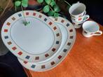 Royal Porcelain - Plats et tasses à moka, Comme neuf, Autres styles, Céramique, Enlèvement ou Envoi