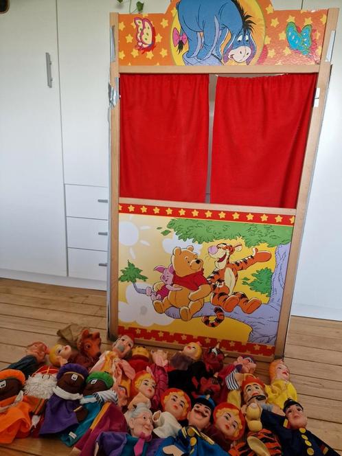 poppenkastpoppen / handpoppen 24 stuks met gratis poppenkast, Kinderen en Baby's, Speelgoed | Poppenhuizen, Zo goed als nieuw