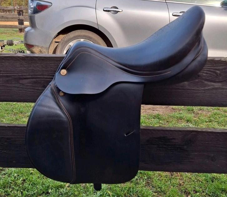 Prestige springzadel Golden Star, Dieren en Toebehoren, Paarden en Pony's | Hoofdstellen en Tuigage, Ophalen