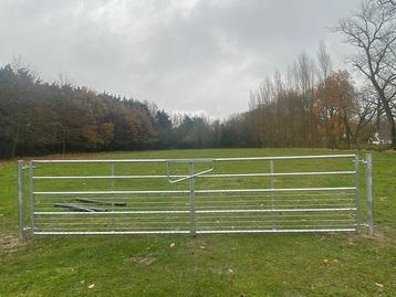 Plaatsen dubbel(9m) en enkel(5m) weidehek, Dieren en Toebehoren, Stalling en Weidegang