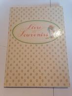 Livre de Souvenirs, Ophalen, Gelezen