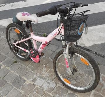 Ixelles BRUXELLES vélo rose enfant 7 à 9 ans, 6 vitesses  beschikbaar voor biedingen