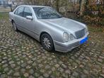 Mercedes E220 Cdi, Auto's, Euro 2, 4 deurs, Zwart, 4 cilinders