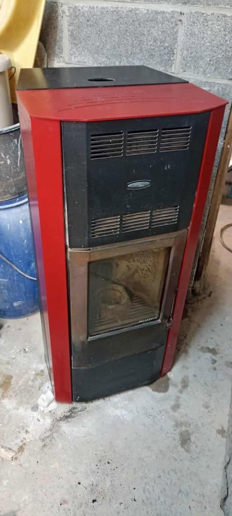 pelletkachel, Doe-het-zelf en Bouw, Verwarming en Radiatoren, Gebruikt, Kachel, 800 watt of meer, 80 cm of meer, Minder dan 60 cm