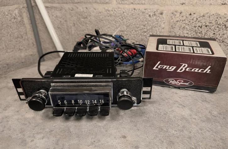 RetroSound „Long Beach” autoradio in vintage stijl, Auto diversen, Autoradio's, Zo goed als nieuw, Ophalen