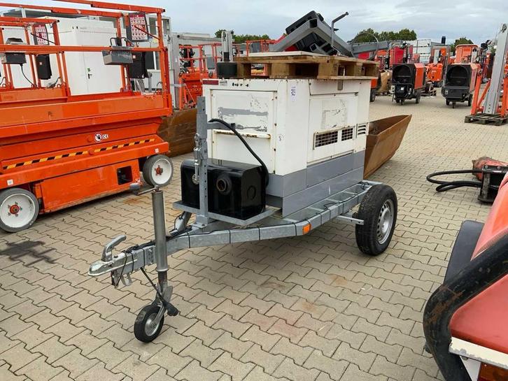Denyo DLW-400ESEW DC lasaggregaat / AC stroomaggregaat aanha, Auto diversen, Aanhangers en Bagagewagens, Gebruikt