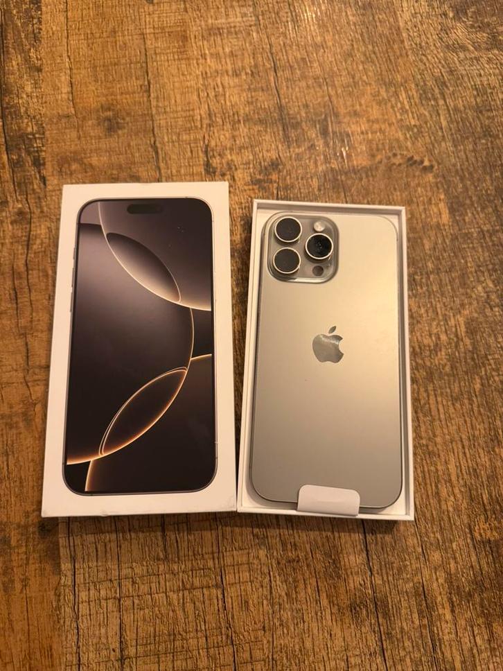 iPhone 16 Pro Max - Natural Titanium - 256GB - Nieuwstaat, Telecommunicatie, Mobiele telefoons | Apple iPhone, Zo goed als nieuw