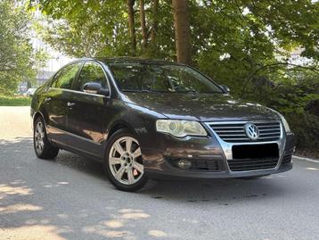 2TDI 2008 260,000KM FULL OPTIONS 6 VITESSE 0471654764, Autos, Entreprise, Boîte manuelle, Euro 4, Passat
