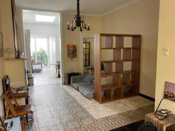 Prachtige kast 200 X 170  beschikbaar voor biedingen