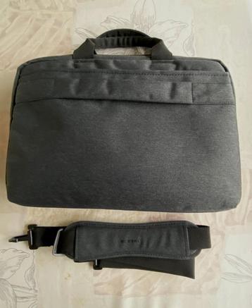 Sacoche Tucano pour ordinateur portable beschikbaar voor biedingen