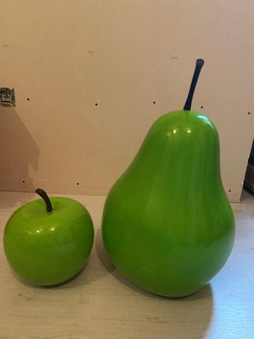 Decoratie - Appel en peer - lime groen beschikbaar voor biedingen