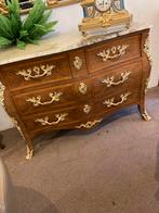Mooie antieke commode gebogen en vol met brons, Antiek en Kunst, Antiek | Meubels | Kasten, Ophalen