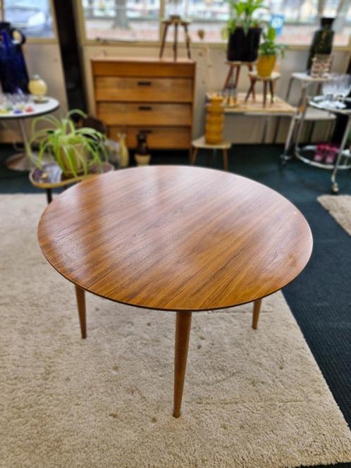 Ronde vintage coffee table / salontafel Opal 70s, Huis en Inrichting, Tafels | Bijzettafels, Gebruikt, Rond, Ophalen