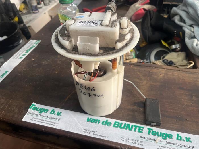 Benzinepomp van een Peugeot 207, Auto-onderdelen, Brandstofsystemen, Peugeot, Gebruikt, 3 maanden garantie, Ophalen of Verzenden