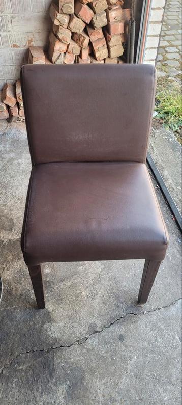Terrasstoelen en tafels te koop beschikbaar voor biedingen