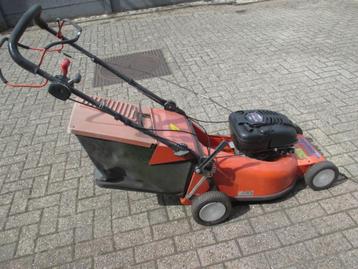 benzine grasmaaier husqvarna,diameter 53,zelftrekkend., Tondeuse rotative, Tondeuses à gazon à essence, Utilisé, Bac de ramassage