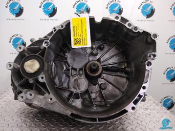 VOLVO V40 2.0 D2 Summum Bns [TRANS_GEARBOX] 2015 beschikbaar voor biedingen