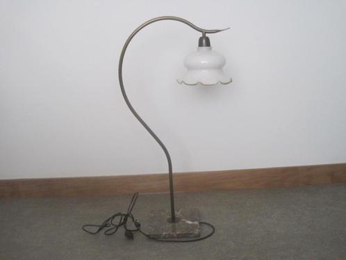 lampe ancienne vintage art déco cuivre opaline, Antiquités & Art, Antiquités | Éclairage, Enlèvement ou Envoi