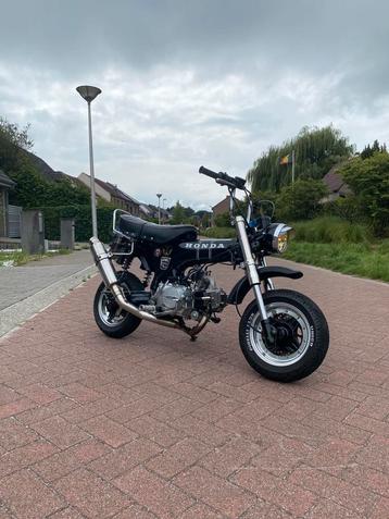 Honda dax, Autres modèles, 4 vitesses, Comme neuf, Classe B (45 km/h)
