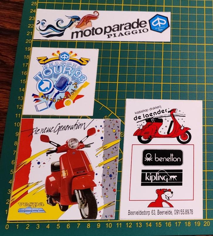 Lot 4x stickers Vespa Piaggio, Verzamelen, Stickers, Ophalen of Verzenden