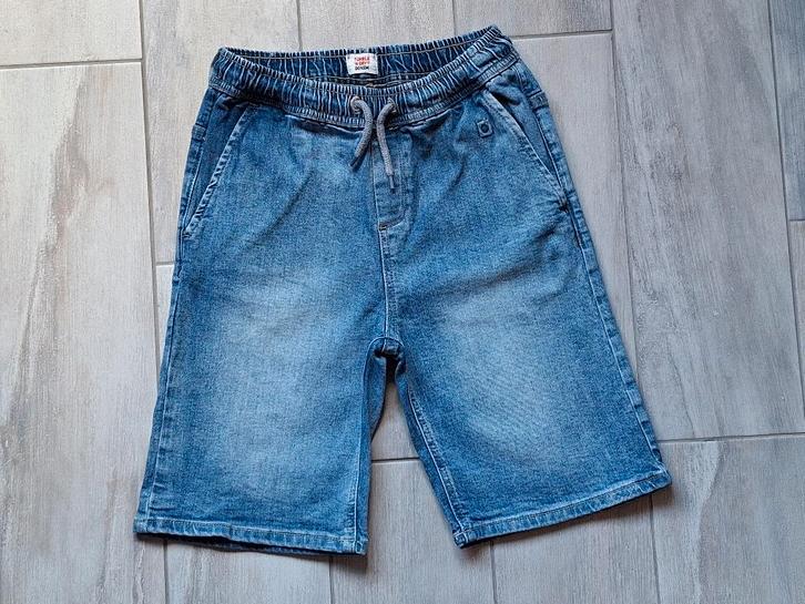 ★ M146/152 - Korte jeansbroek Tumble 'n Dry, Kinderen en Baby's, Kinderkleding | Maat 146, Zo goed als nieuw, Jongen, Broek, Ophalen of Verzenden