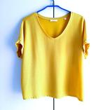 Te koop: Ruime mooie t-shirt in mosterd kleur, 38.(is groter, Geel, Zonder mouw, Gedragen, Ophalen