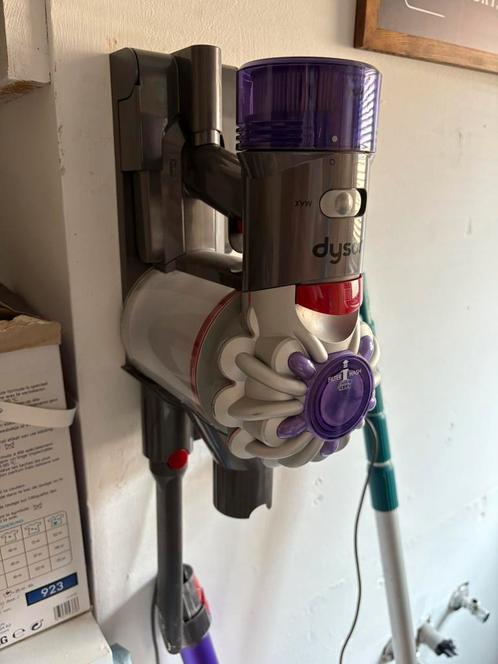 Dyson V8 origin, Elektronische apparatuur, Stofzuigers, Stofzuiger, Reservoir, Ophalen of Verzenden