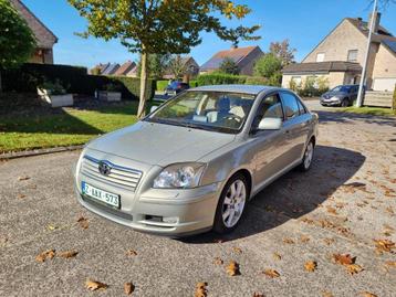 Toyota Avensis Executive AUTOMAAT Navi Leder Met keuring!!! beschikbaar voor biedingen