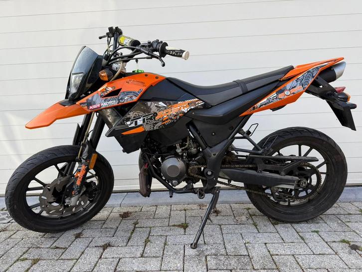 Generic TR 50 SM, Fietsen en Brommers, Brommers | Overige merken, Zo goed als nieuw, Ophalen of Verzenden