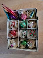 Oude kerstballen, Ophalen