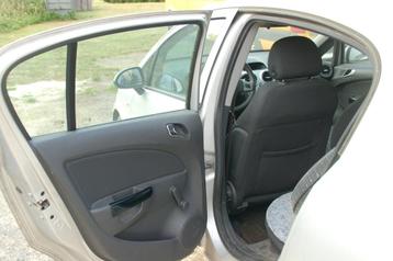 opel corsa beschikbaar voor biedingen