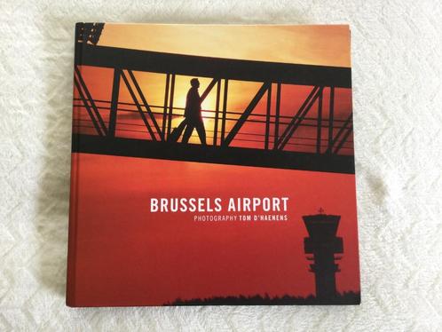 Fotoboek Brussels Airport, Verzamelen, Luchtvaart en Vliegtuigspotten, Gebruikt, Boek of Tijdschrift, Ophalen