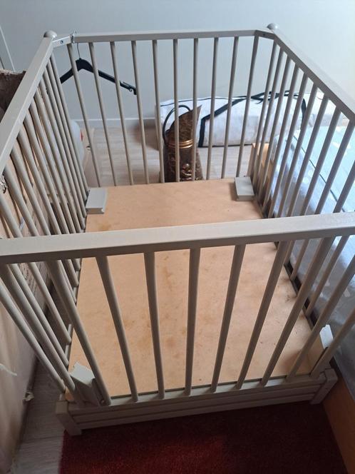 Baby park op wieltjes, Kinderen en Baby's, Babyparken, Zo goed als nieuw, Wieltjes, Ophalen