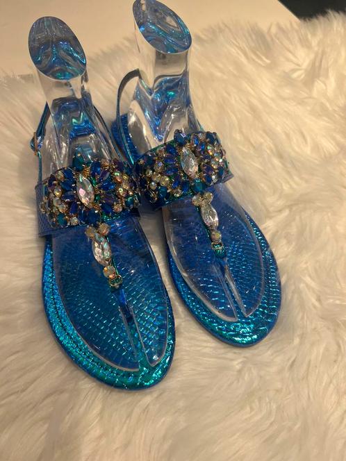 Qupid nieuwe teenslipers maat 39-40, Kleding | Dames, Schoenen, Zo goed als nieuw, Ophalen of Verzenden